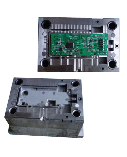 低壓注塑機(jī)電路板注塑模具